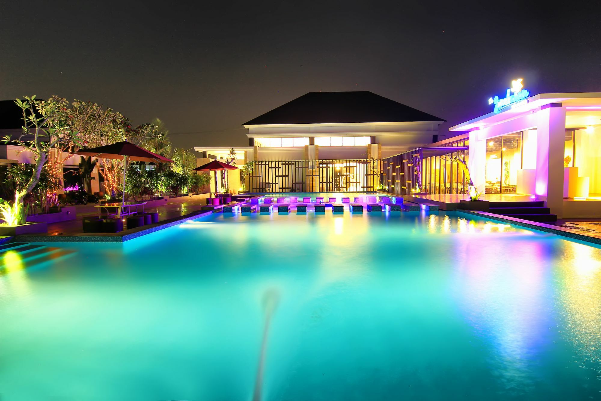 The Baliview Luxury Villas & Resto 페칸바루 외부 사진